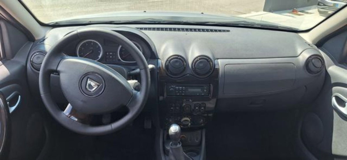 Dacia Duster 1.5 dCi 110CV 4x2 Lauréate (6)