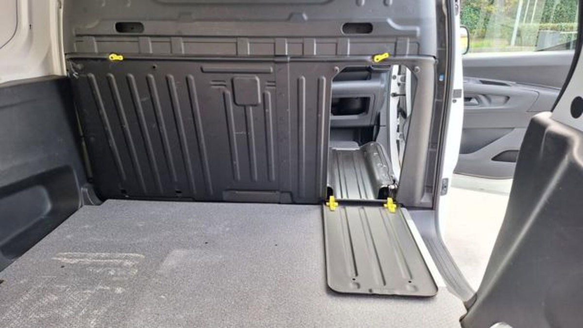 Peugeot Partner Furgone BlueHDi 100 PC 1000Kg Furgone Premium (8)