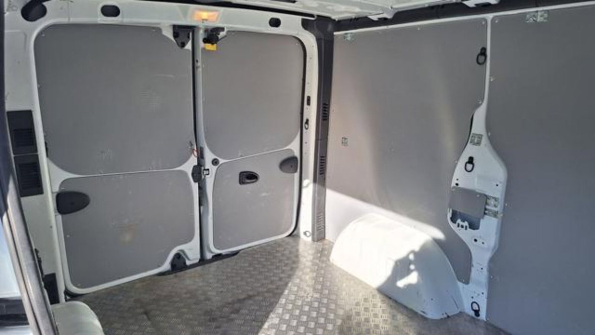 Renault Trafic Furgone T27 1.6 dCi 120CV PC-TN Furgone Ice (5)