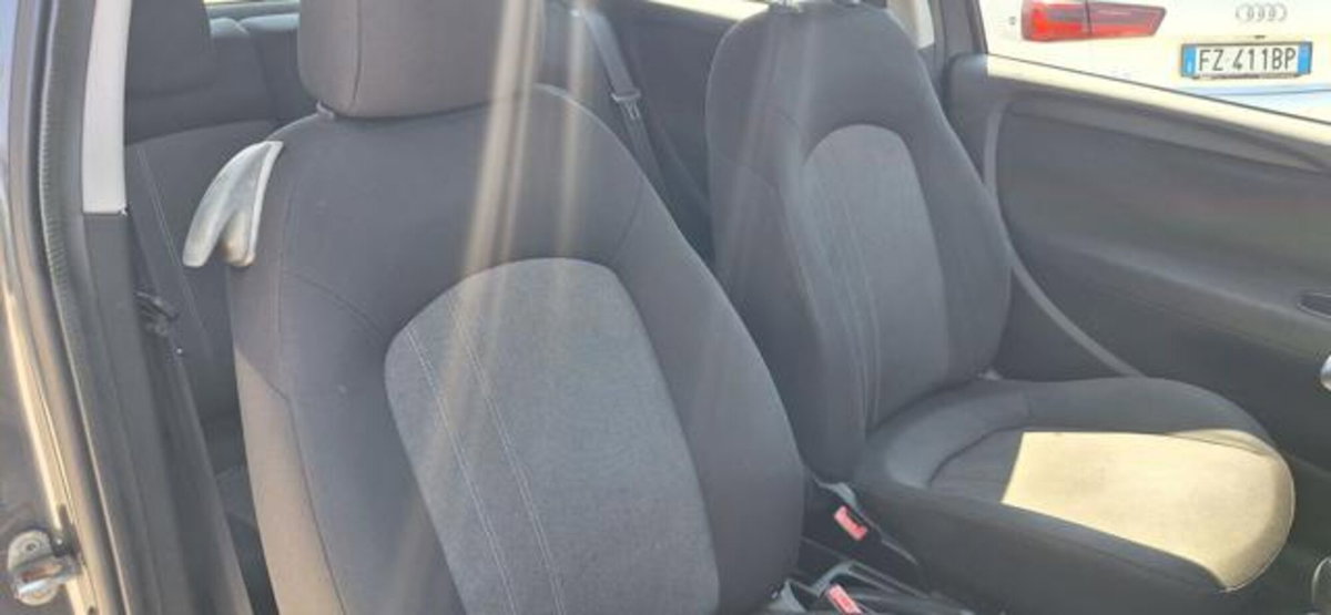 Fiat Punto 1.4 S&S 8V 3 porte Street (9)