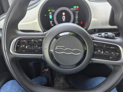 Fiat 500e Icon Berlina 42 kWh (6)