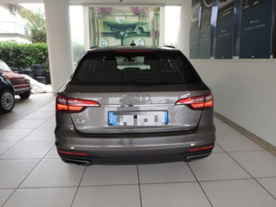 Audi A4 35 TDI/163 CV S tronic Business Advanced (5)