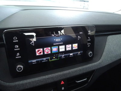 Skoda Kamiq 1.0 tsi Selection 95cv (12)