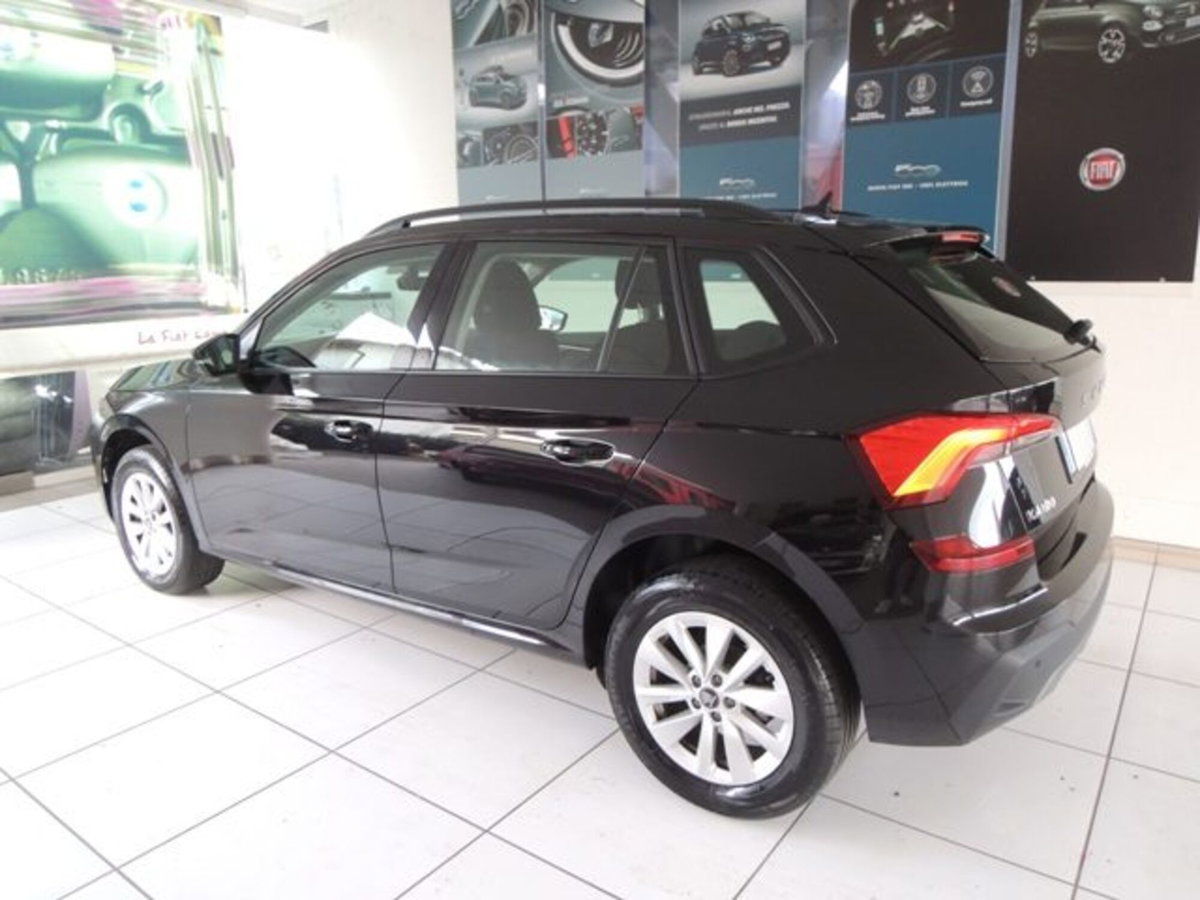 Skoda Kamiq 1.0 tsi Selection 95cv (5)