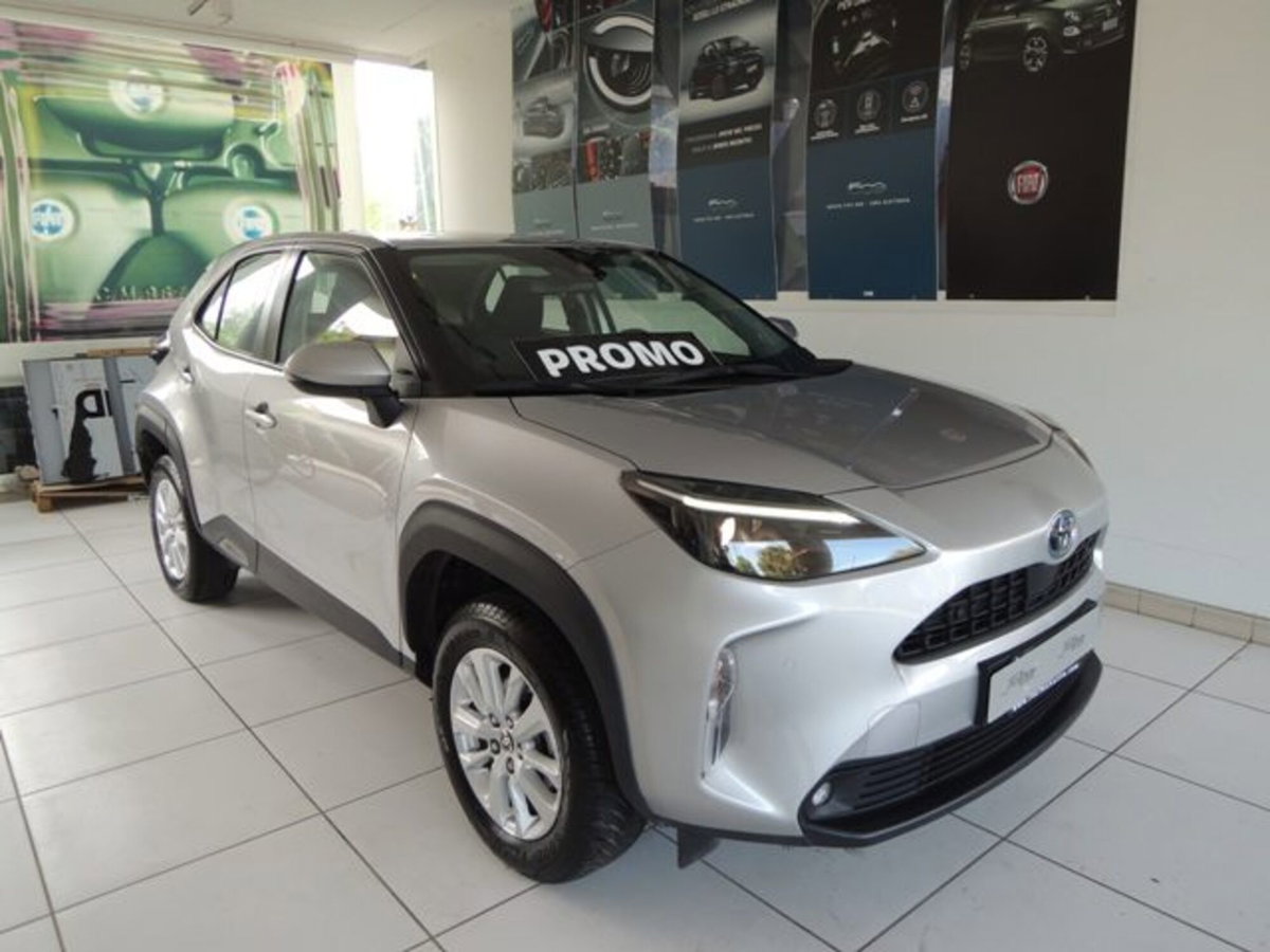 Toyota Yaris Cross 1.5h GR Sport Black Sky fwd 116cv e-cvt