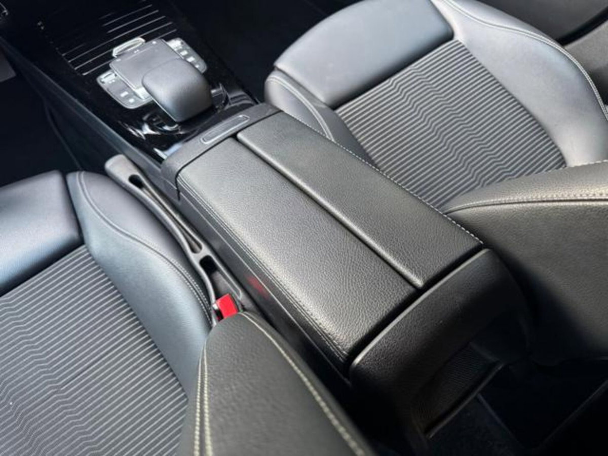 Mercedes-Benz Classe A Sedan 180 d 4p. Sport (15)