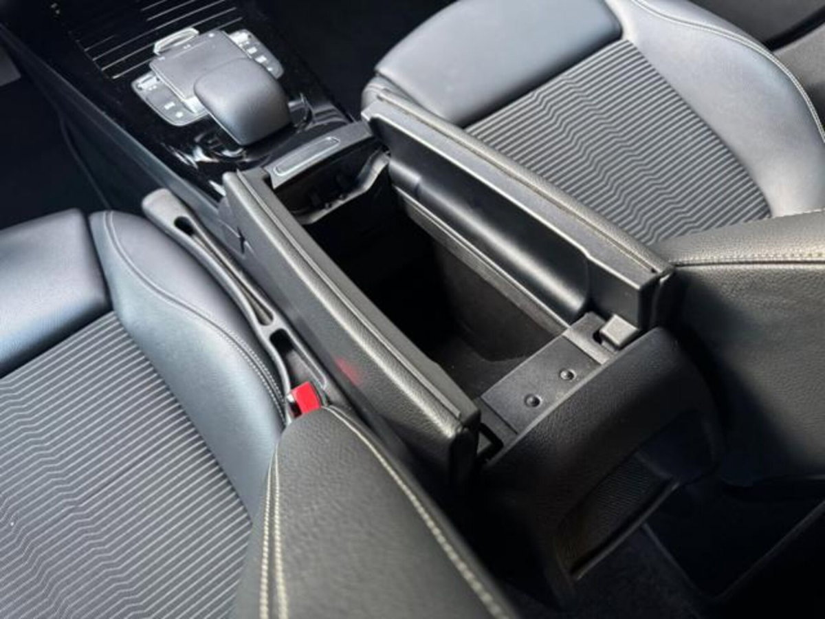 Mercedes-Benz Classe A Sedan 180 d 4p. Sport (16)