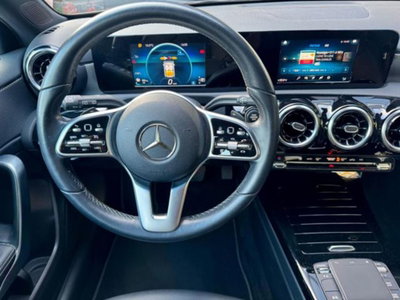 Mercedes-Benz Classe A Sedan 180 d 4p. Sport (8)