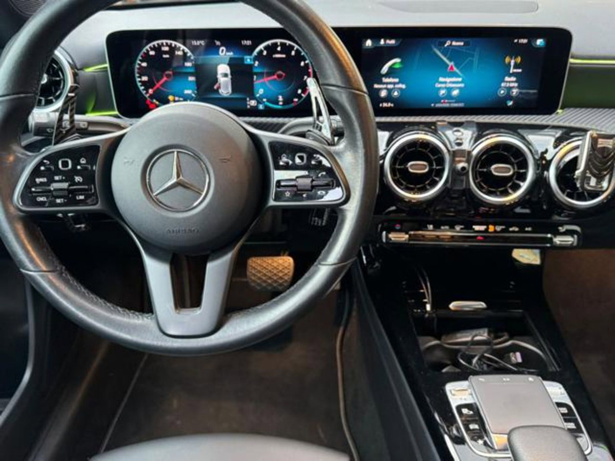 Mercedes-Benz Classe A 180 Business (8)