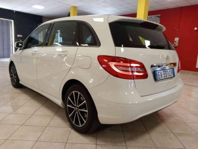 Mercedes-Benz Classe B 180 CDI Premium (4)