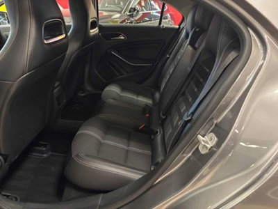 Mercedes-Benz Classe A 180 d Automatic Sport (14)
