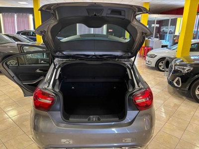 Mercedes-Benz Classe A 180 d Automatic Sport (15)