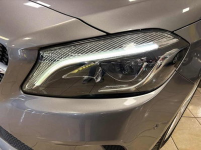 Mercedes-Benz Classe A 180 d Automatic Sport (4)