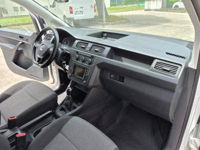 Volkswagen Veicoli Commerciali Caddy 1.4 TGI Kombi Maxi (17)