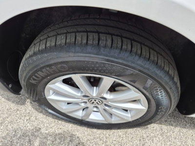 Volkswagen Veicoli Commerciali Caddy 1.4 TGI Kombi Maxi (9)