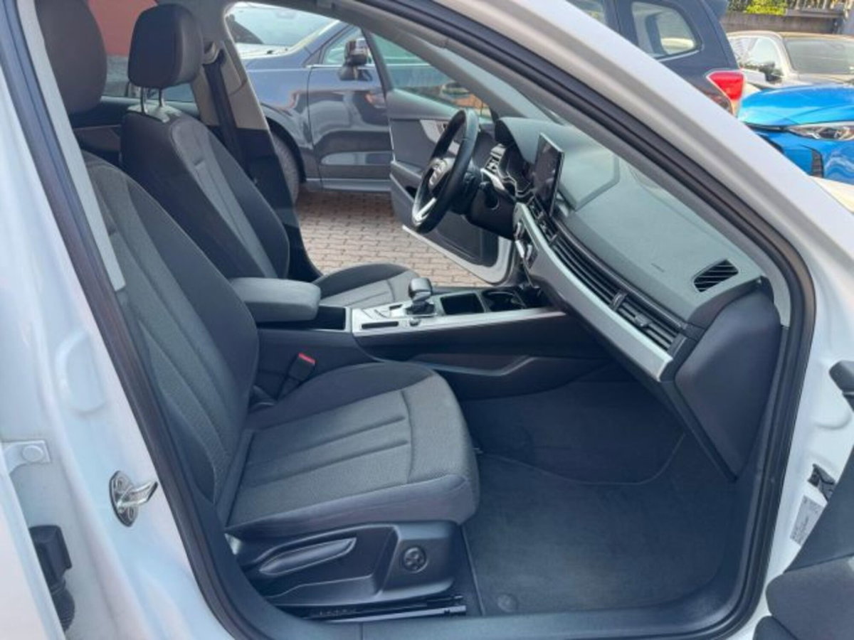 Audi A4 Avant 40 TDI S tronic Business (11)