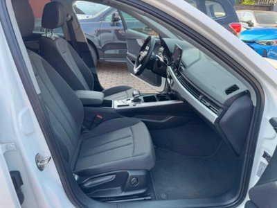 Audi A4 Avant 40 TDI S tronic Business (11)
