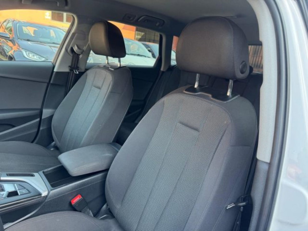 Audi A4 Avant 40 TDI S tronic Business (20)