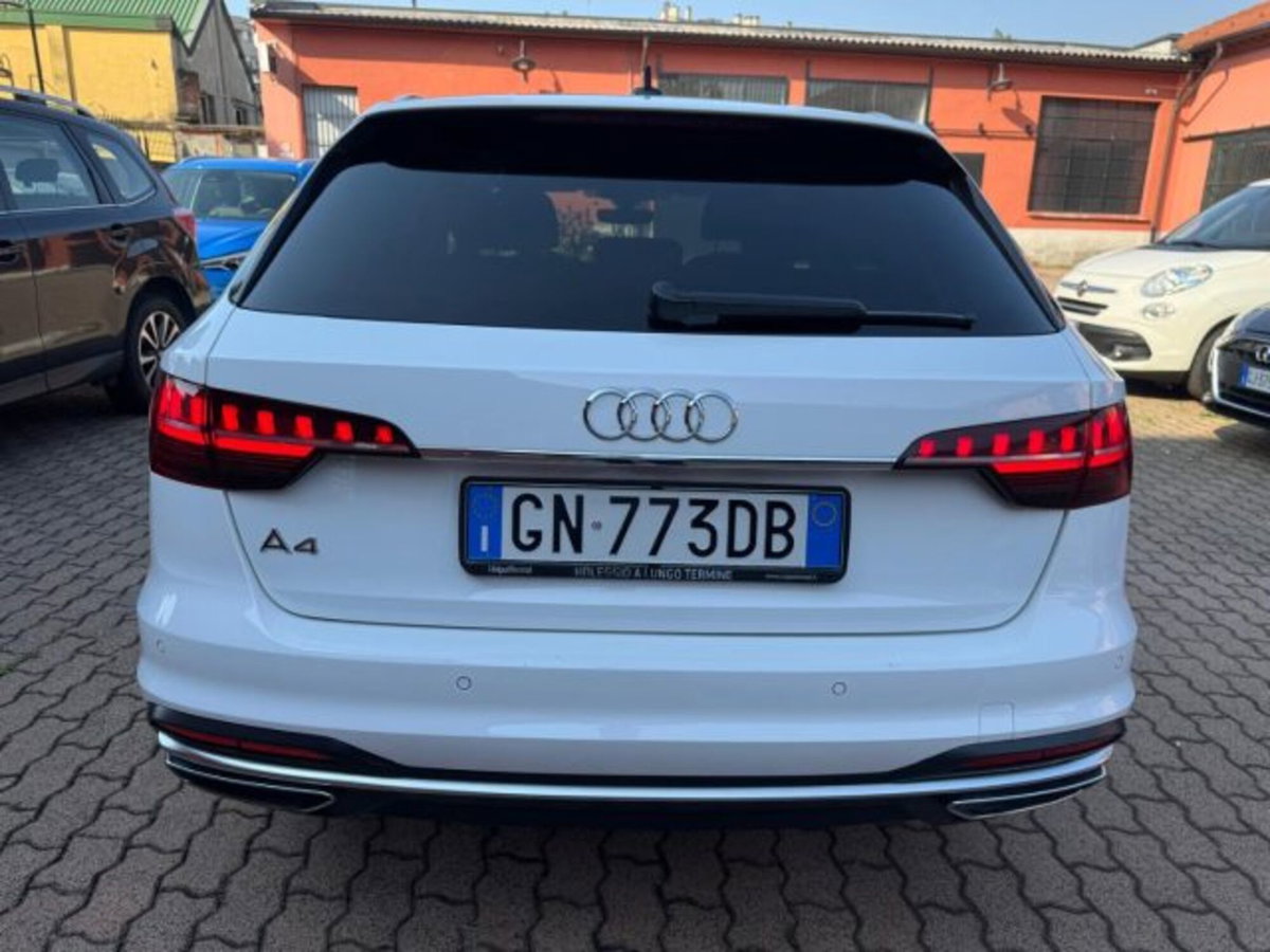 Audi A4 Avant 40 TDI S tronic Business (4)