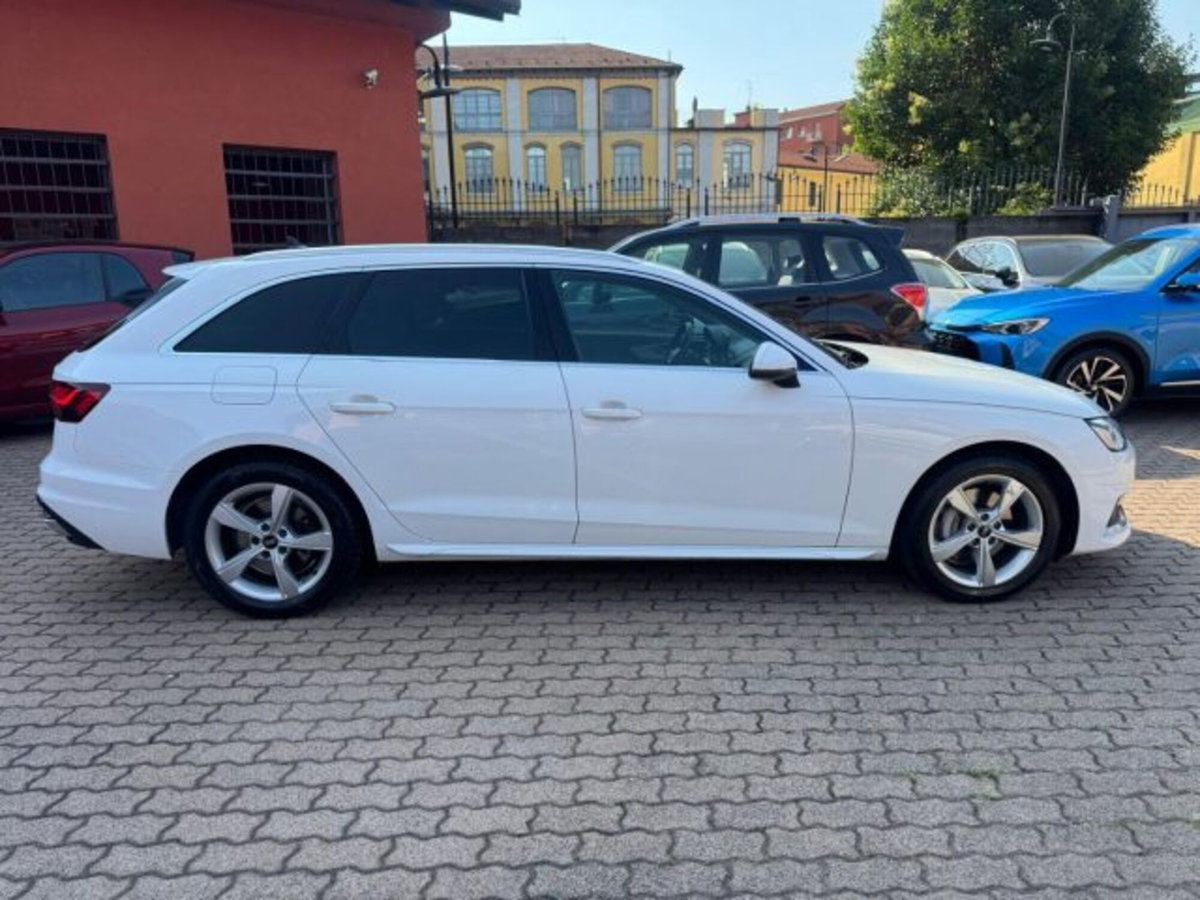 Audi A4 Avant 40 TDI S tronic Business (5)