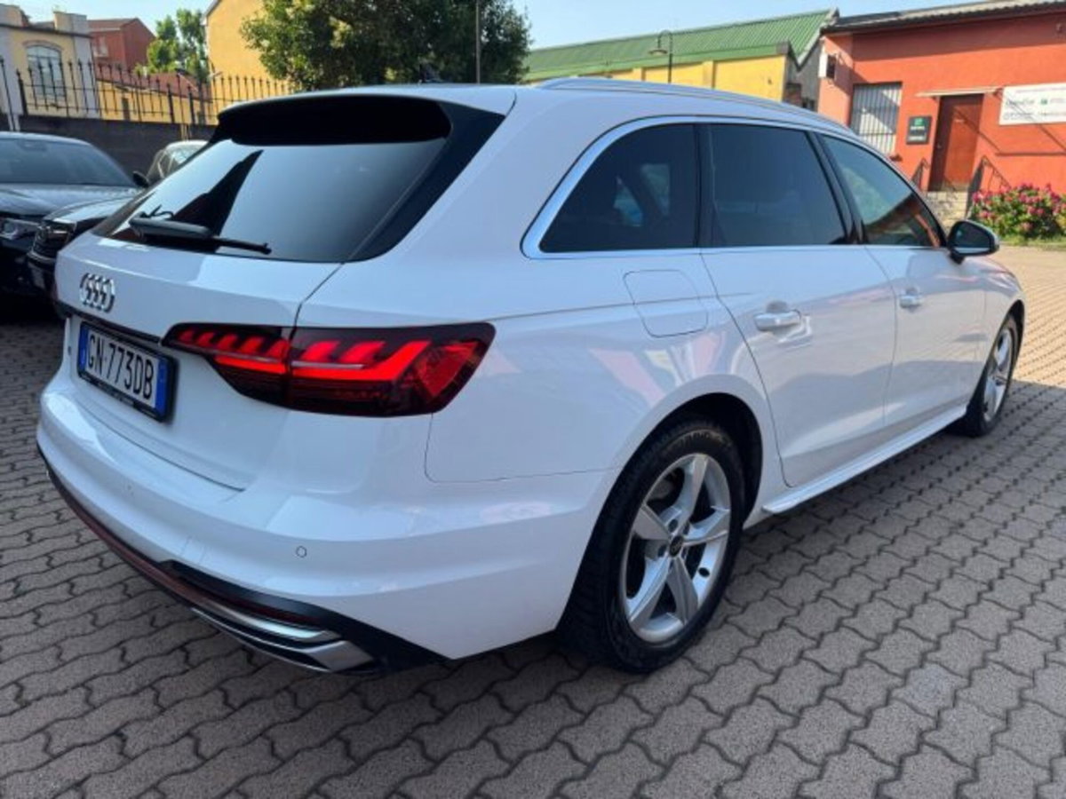 Audi A4 Avant 40 TDI S tronic Business (7)