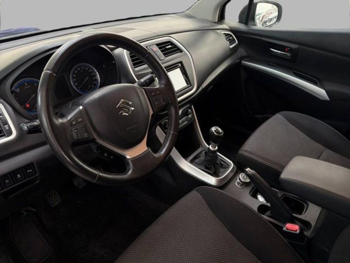 Suzuki S-Cross 1.6 DDiS 4WD All Grip Cool (7)