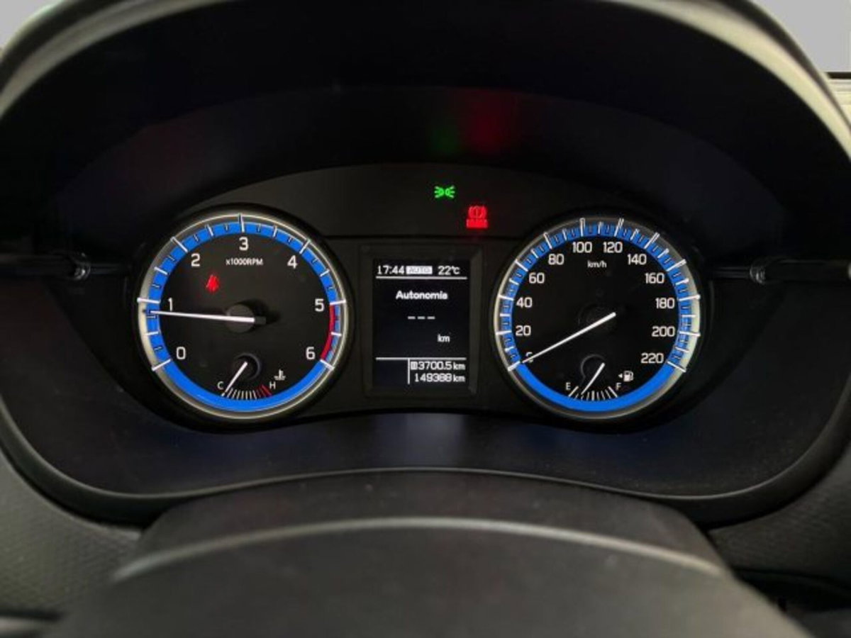 Suzuki S-Cross 1.6 DDiS 4WD All Grip Cool (9)