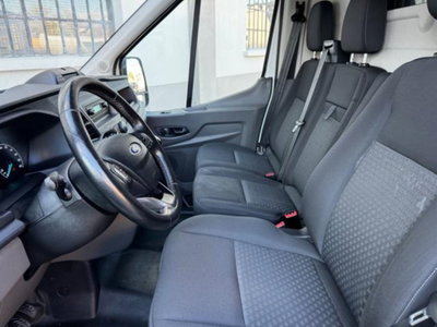 Ford Transit Furgone 350 2.0TDCi EcoBlue MHEV 130CV PL-TM Furgone Titan. (8)