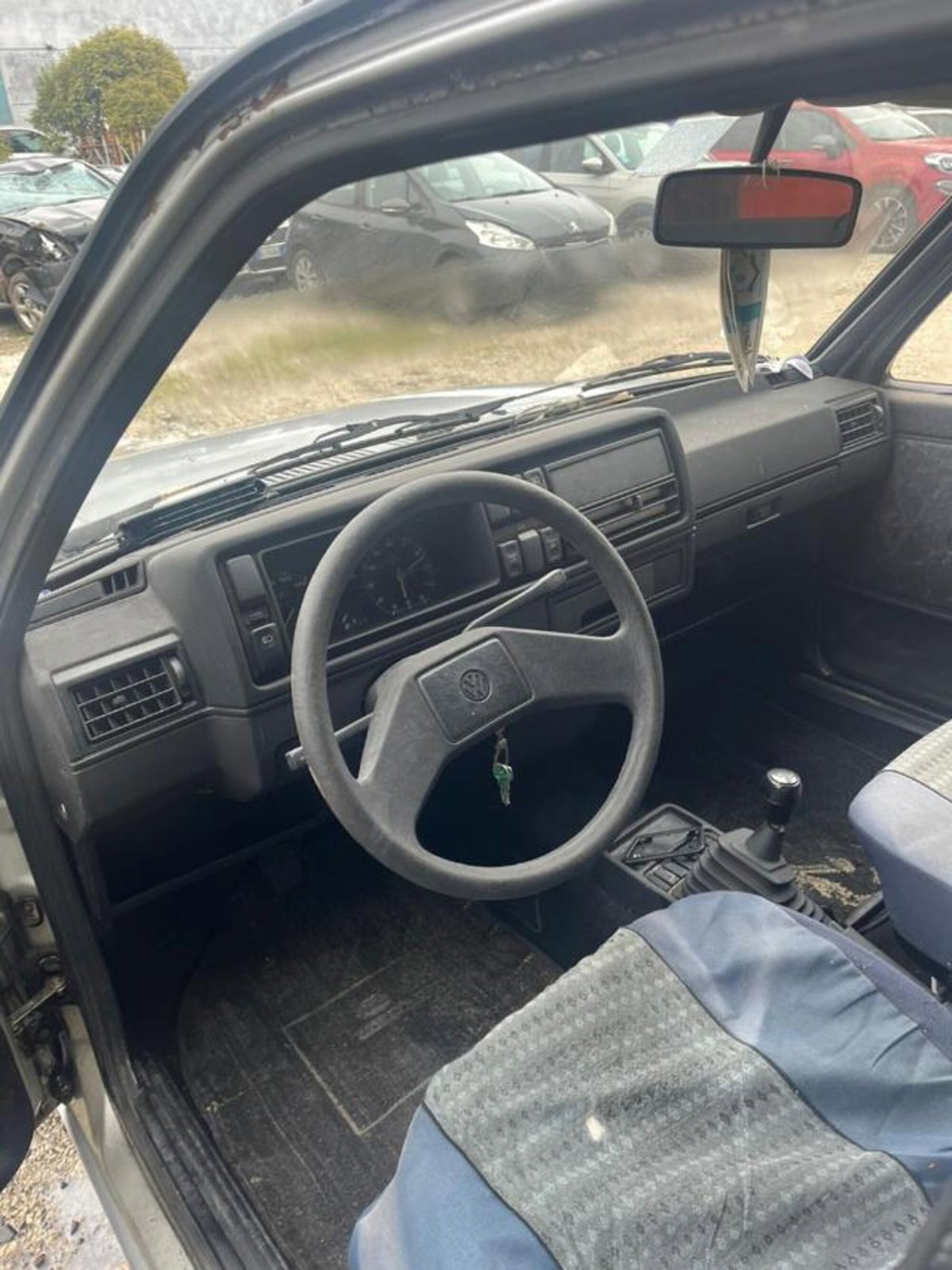 Volkswagen Golf 1300 5 porte GL (10)