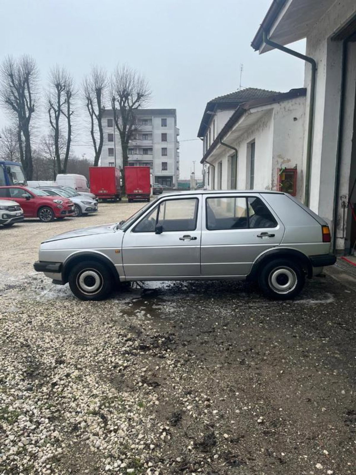 Volkswagen Golf 1300 5 porte GL (8)