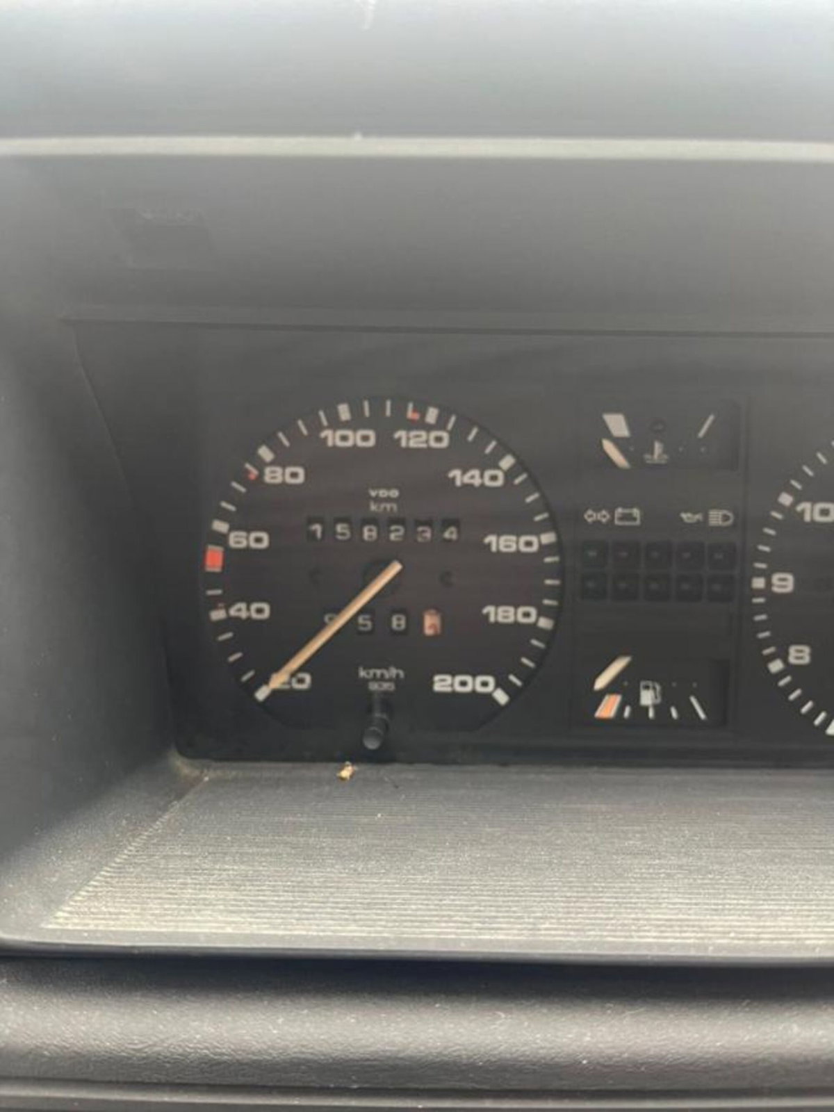 Volkswagen Golf 1300 5 porte GL (9)
