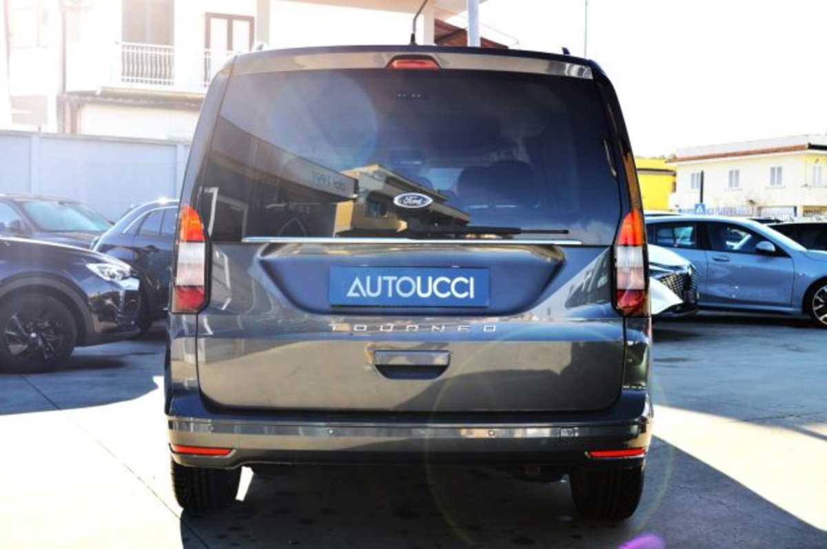 Ford Tourneo Connect 2.0 EcoBlue 122 CV Titanium (6)