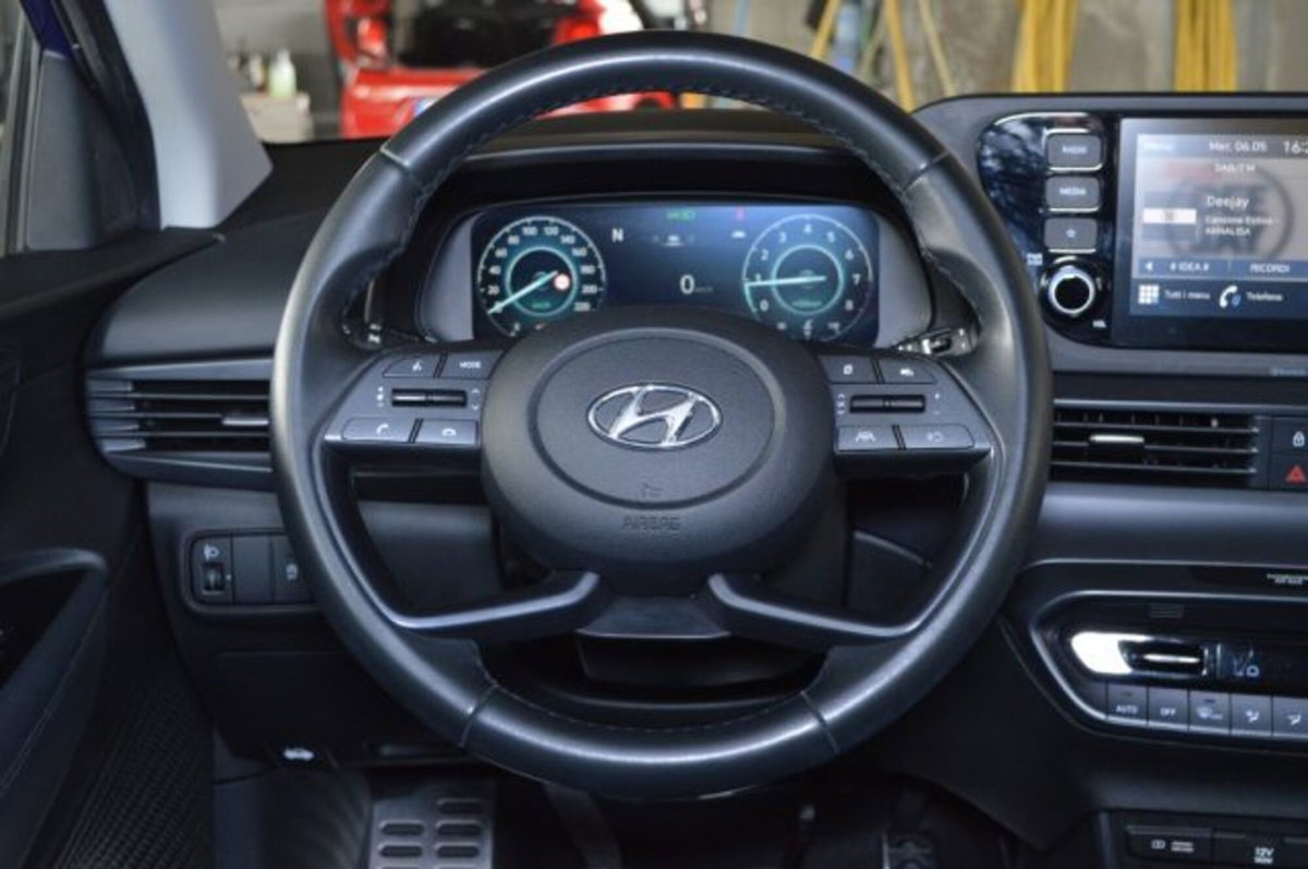 Hyundai Bayon 1.0 t-gdi 48V Xclass imt (10)