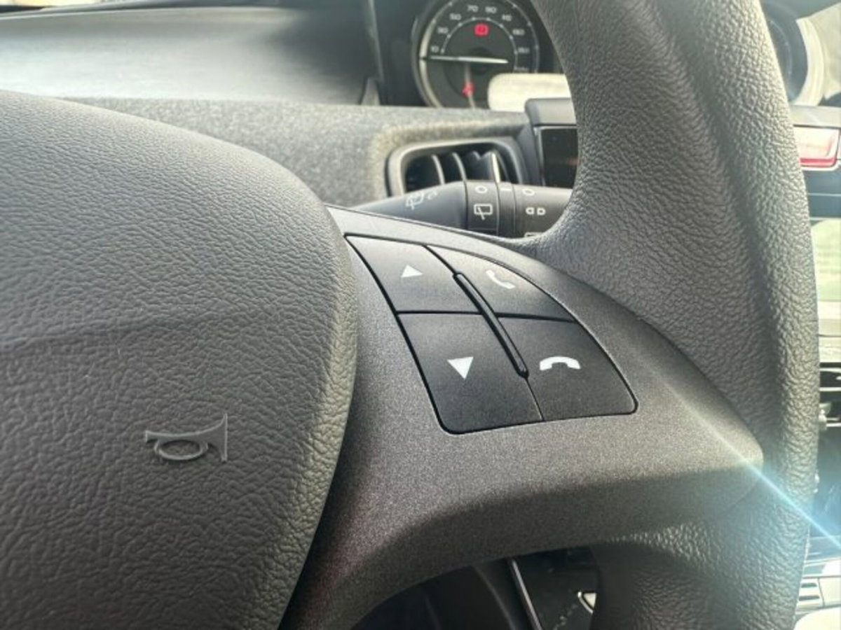 Lancia Ypsilon 1.0 FireFly 5 porte S&S Hybrid Silver Plus (14)