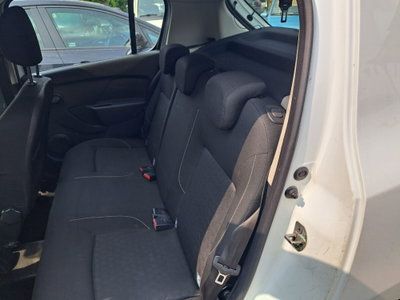 Dacia Sandero 0.9 TCe 12V TurboGPL 90CV Start&Stop Lauréate (16)