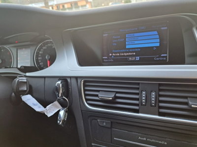 Audi A4 2.0 TDI 143CV F.AP. mult. Advanced (13)