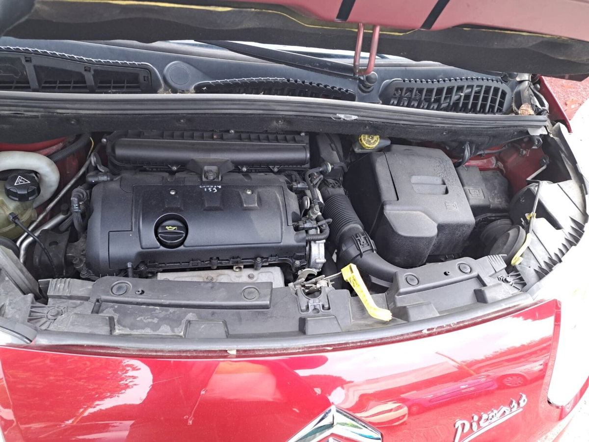 Citroen C3 Picasso 1.4 VTi 95 Exclusive (13)