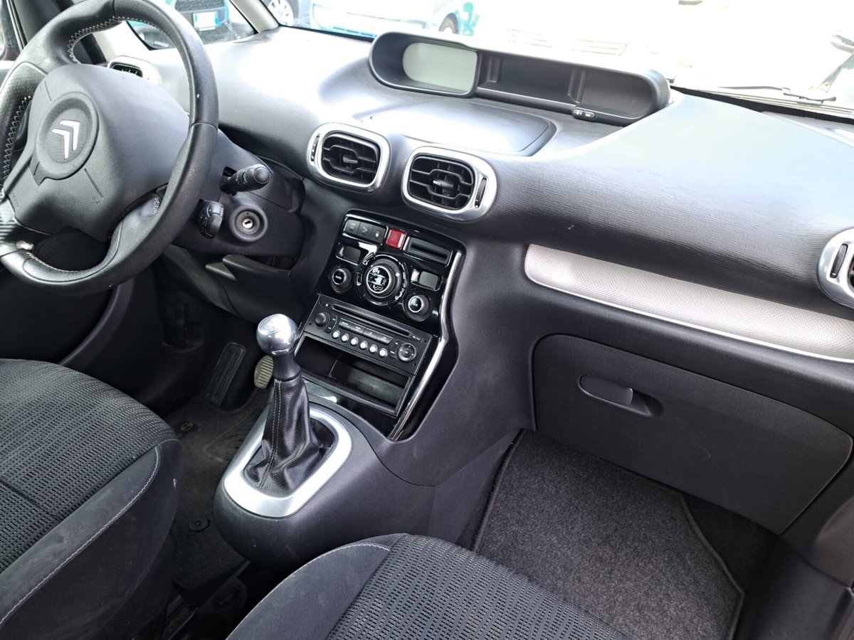 Citroen C3 Picasso 1.4 VTi 95 Exclusive (18)