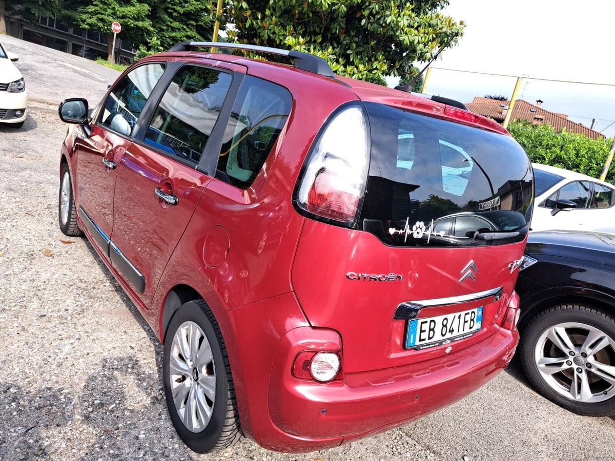 Citroen C3 Picasso 1.4 VTi 95 Exclusive (2)
