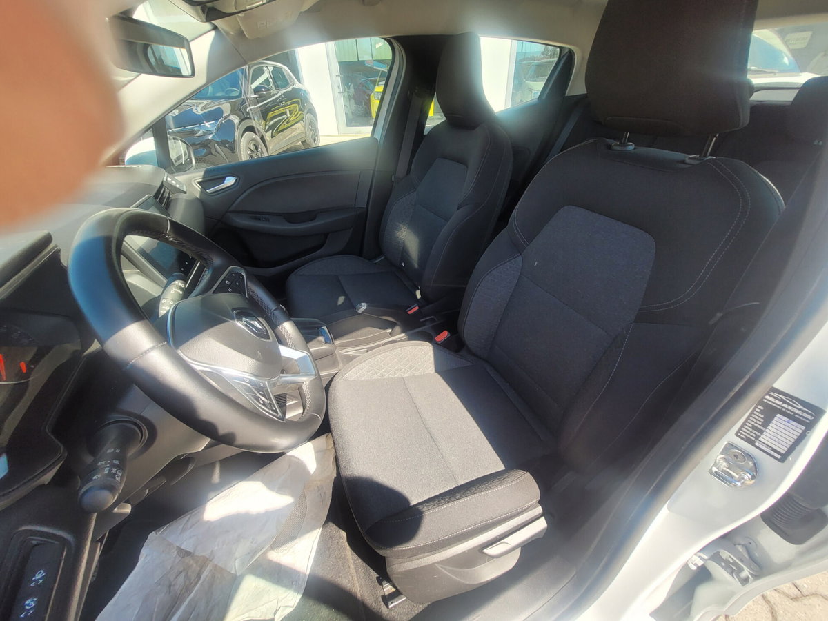 Renault Clio Blue dCi 100 CV 5 porte Business (10)
