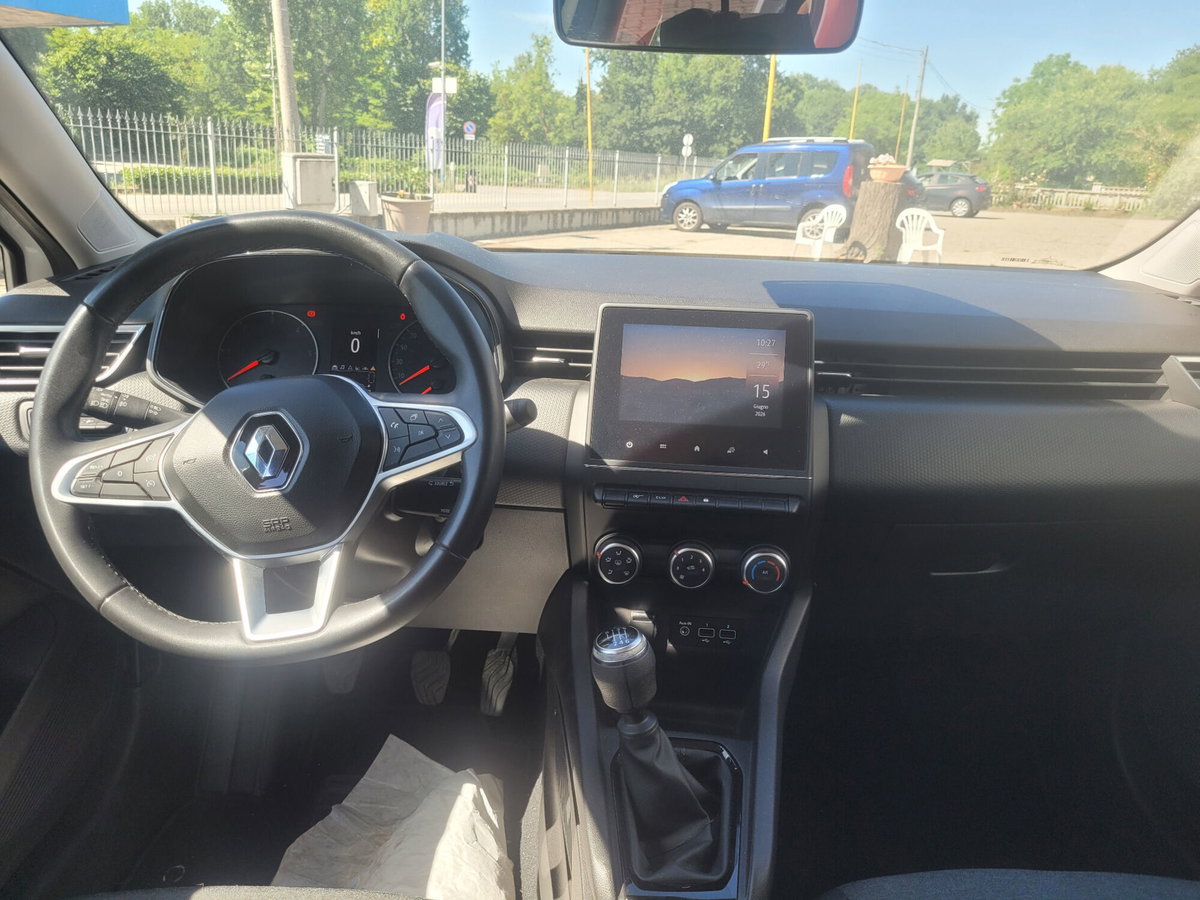 Renault Clio Blue dCi 100 CV 5 porte Business (8)