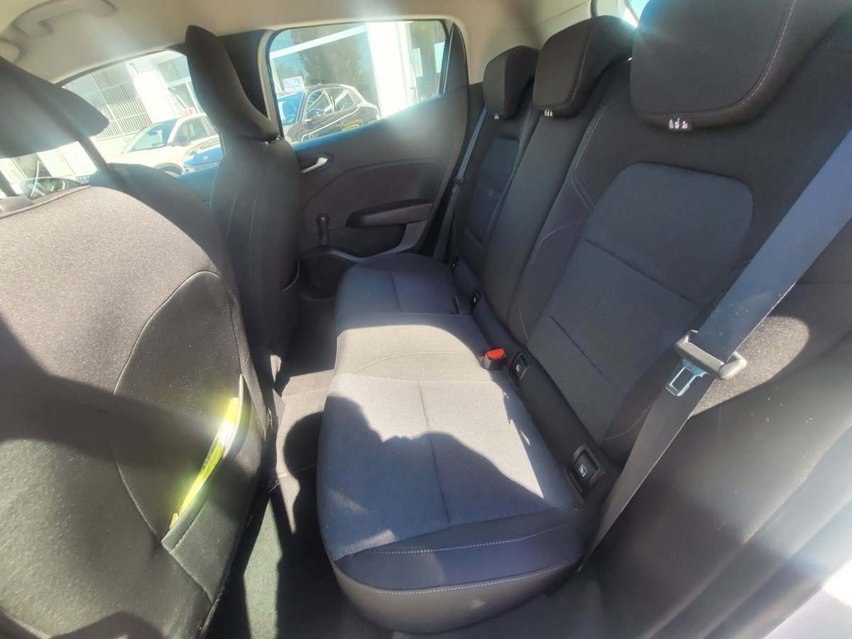 Renault Clio Blue dCi 100 CV 5 porte Business (9)