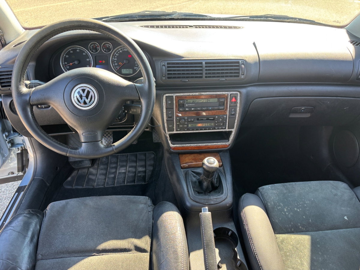 Volkswagen Passat 2.8 V6 cat Tipt. 4m. Highline (12)