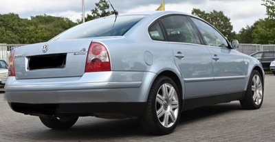Volkswagen Passat 2.8 V6 cat Tipt. 4m. Highline (3)