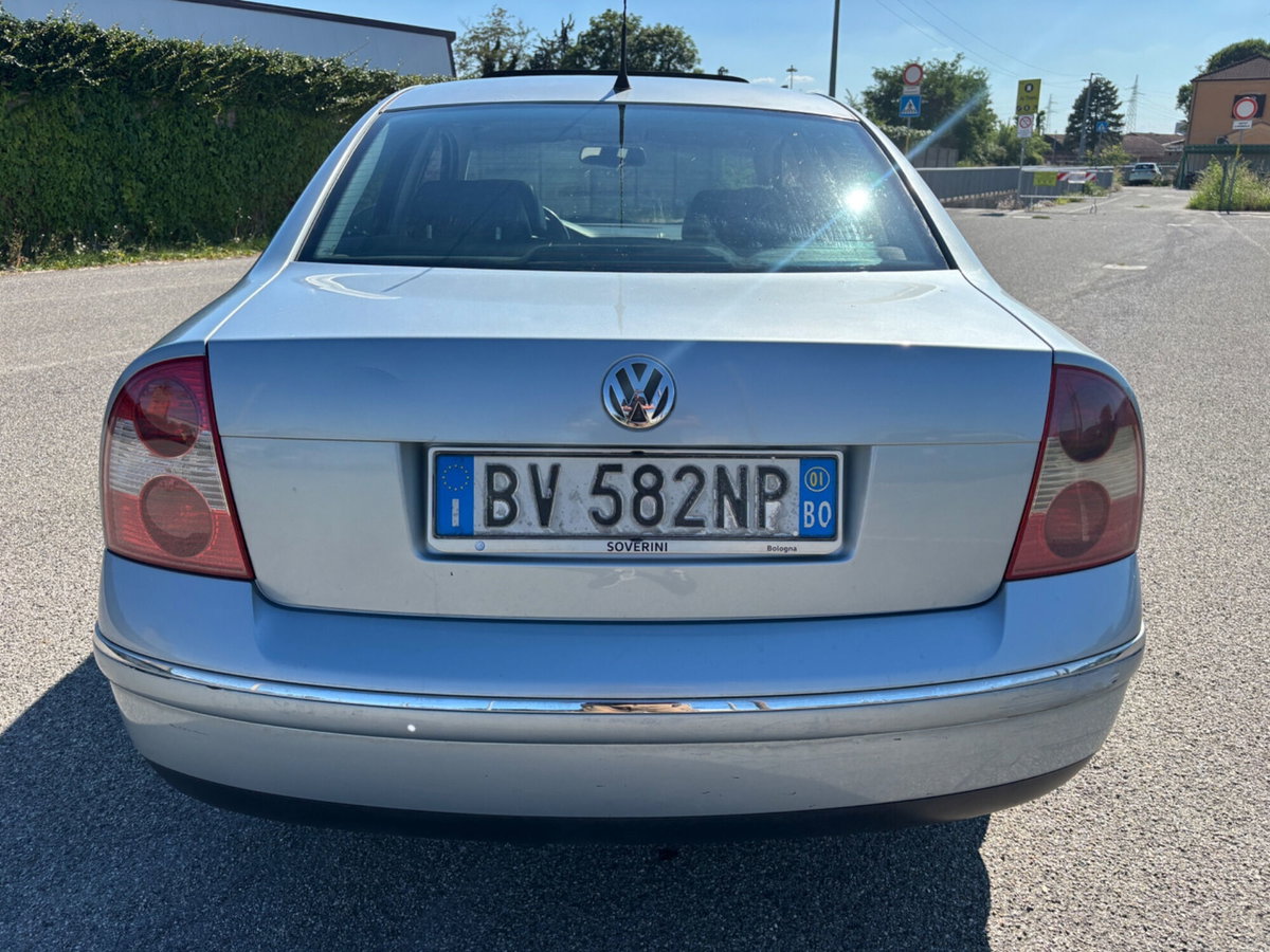 Volkswagen Passat 2.8 V6 cat Tipt. 4m. Highline (6)