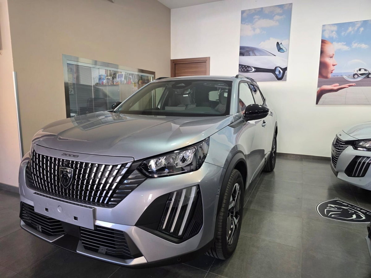 Peugeot 2008 1.2 hybrid Allure 110cv e-dcs6