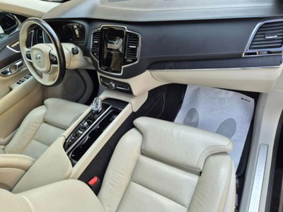 Volvo XC90 B5 (d) AWD Geartronic Inscription (15)