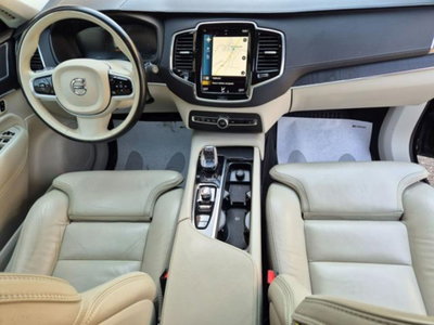 Volvo XC90 B5 (d) AWD Geartronic Inscription (16)