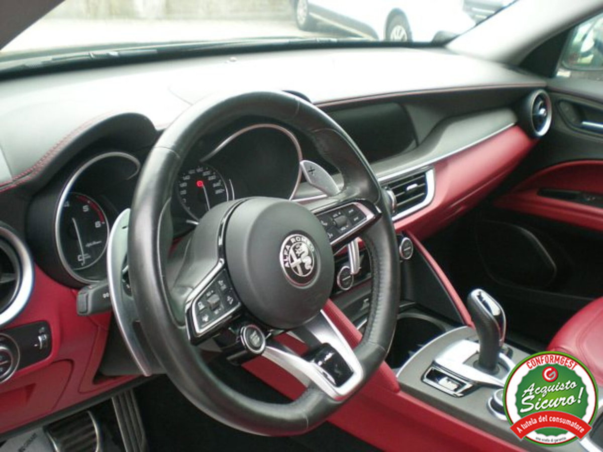 Alfa Romeo Stelvio Stelvio 2.2 Turbodiesel 210 CV AT8 Q4 Veloce (16)