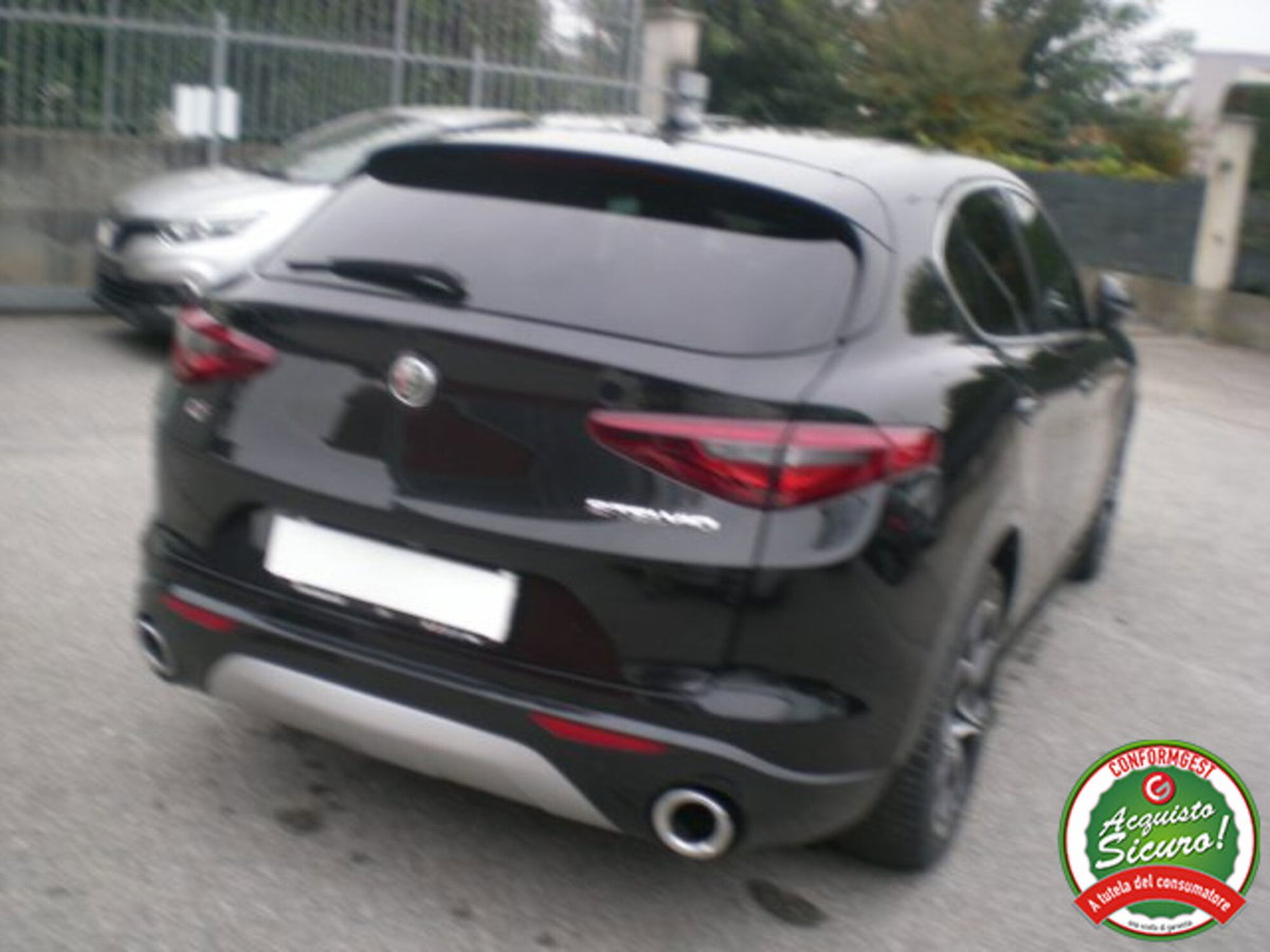 Alfa Romeo Stelvio Stelvio 2.2 Turbodiesel 210 CV AT8 Q4 Veloce (8)